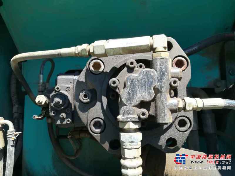 黑龙江出售转让二手4000小时2011年神钢SK350LC挖掘机