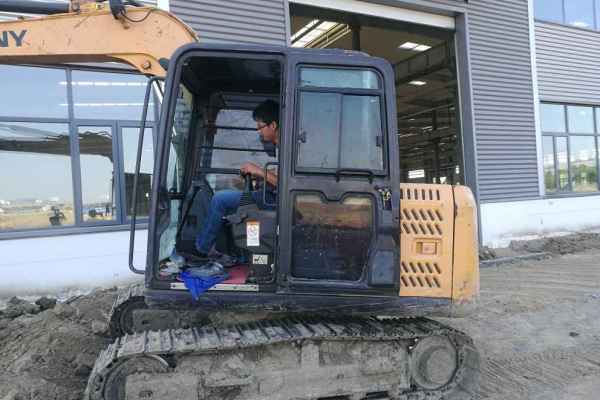 江苏出售转让二手6400小时2012年三一重工SY75C挖掘机