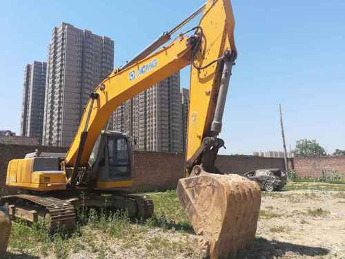 陕西出售转让二手7000小时2010年徐工XE265C挖掘机