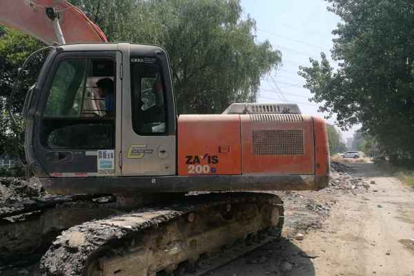江苏出售转让二手8600小时2012年日立ZX200挖掘机