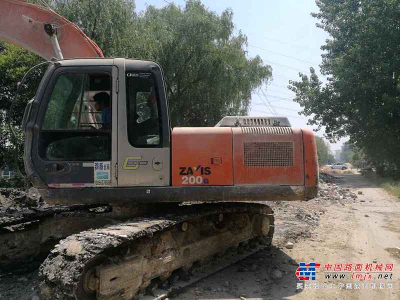江苏出售转让二手8600小时2012年日立ZX200挖掘机