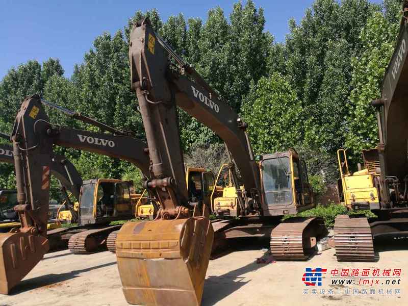 山东出售转让二手16523小时2011年沃尔沃EC240BLC挖掘机