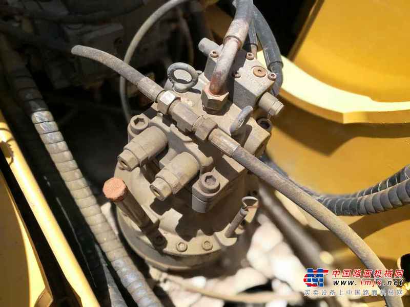 陕西出售转让二手5000小时2011年中联重科ZE230E挖掘机