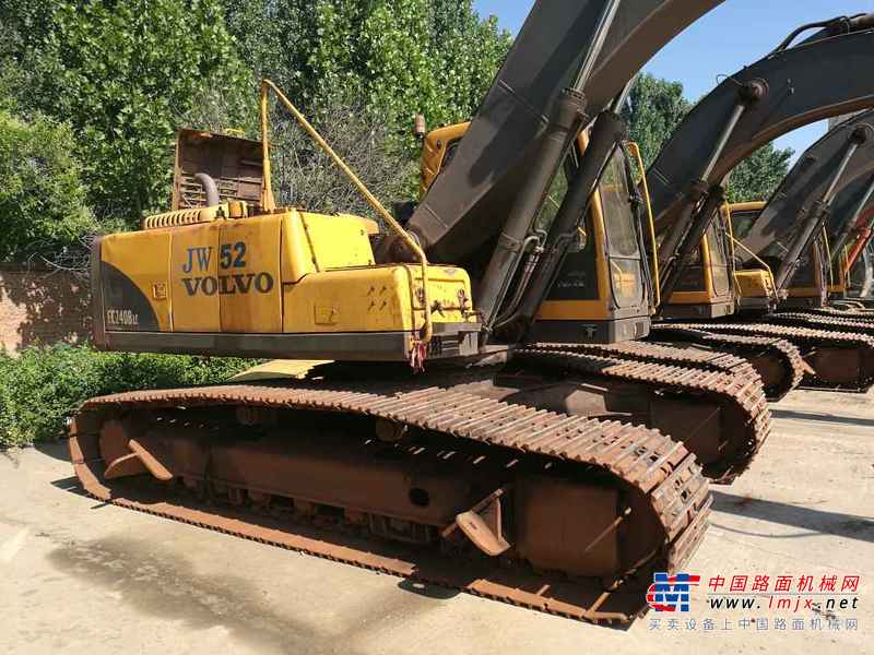 山东出售转让二手16054小时2011年沃尔沃EC240BLC挖掘机