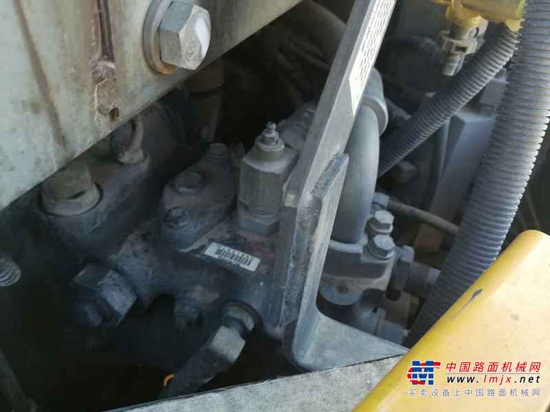 吉林出售转让二手8000小时2009年小松PC60挖掘机
