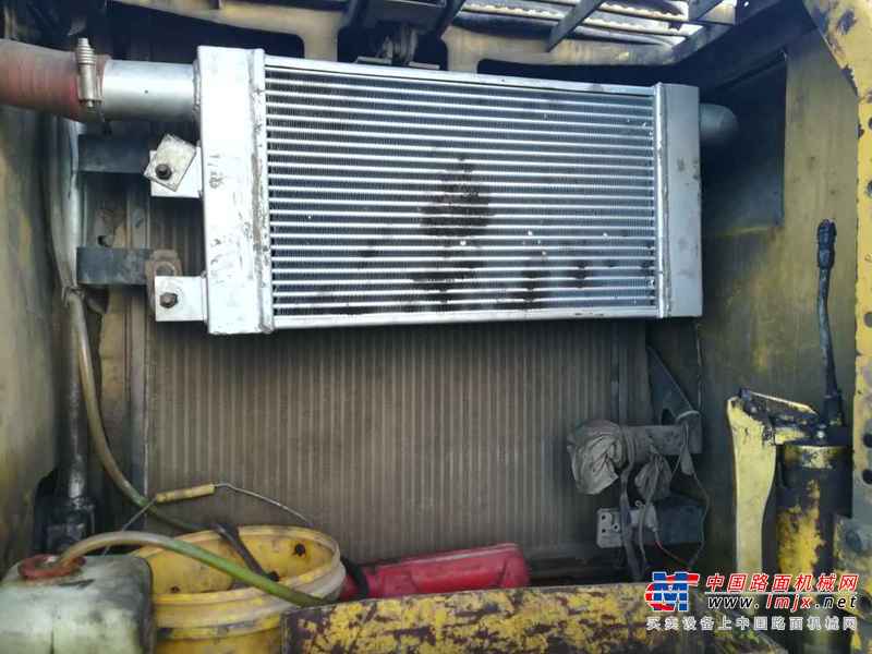 黑龙江出售转让二手11000小时2007年小松PC220挖掘机