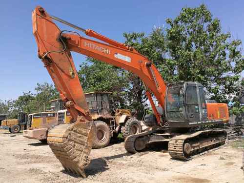 陕西出售转让二手7000小时2011年日立ZX240LC挖掘机