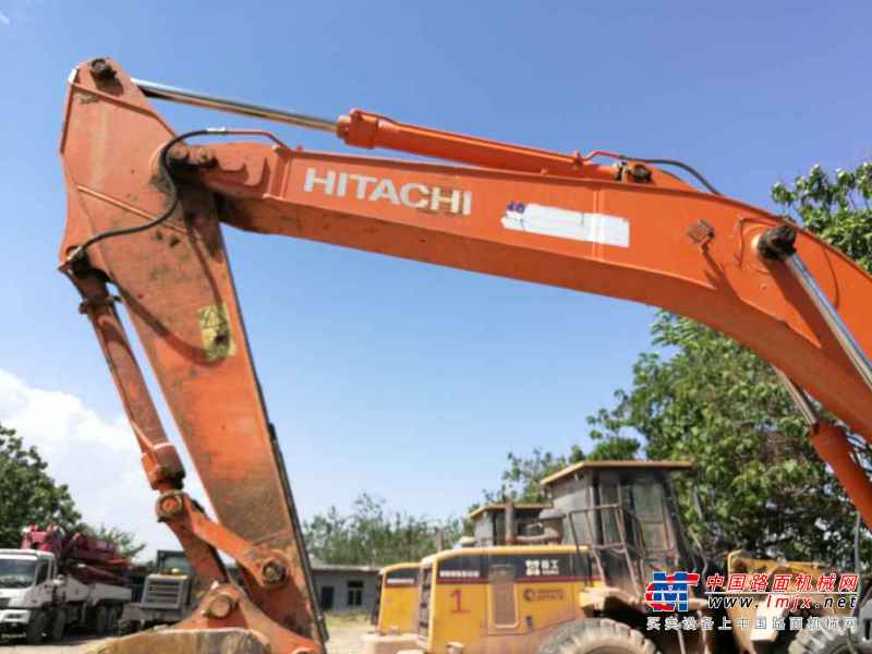 陕西出售转让二手7000小时2011年日立ZX240LC挖掘机