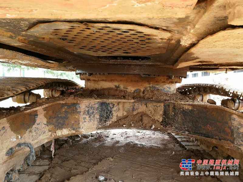 陕西出售转让二手8000小时2007年日立ZX200挖掘机
