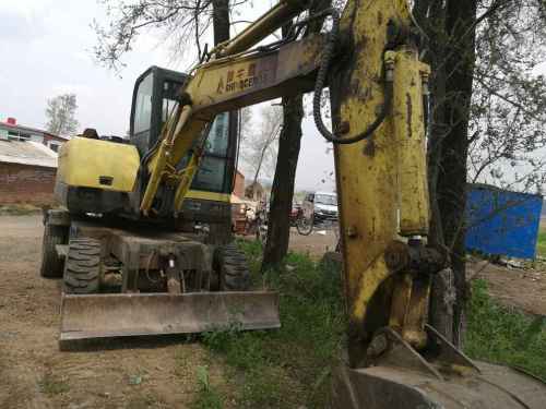 辽宁出售转让二手4000小时2012年犀牛重工XNW51360挖掘机