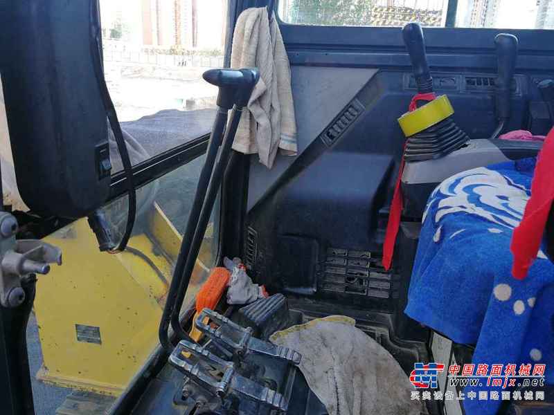 山西出售转让二手7500小时2012年小松PC56挖掘机