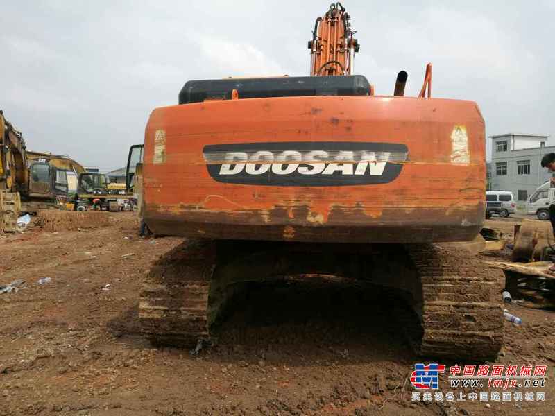 江西出售转让二手8000小时2009年斗山DH225LC挖掘机