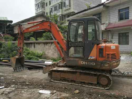 江西出售转让二手11400小时2008年斗山DH55挖掘机