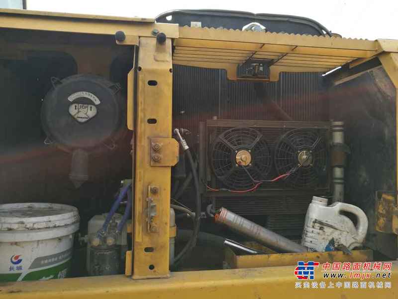 黑龙江出售转让二手8900小时2008年小松PC220挖掘机