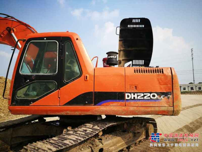 江苏出售转让二手12000小时2009年斗山DH220LC挖掘机