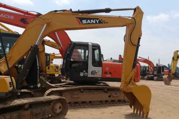 江苏出售转让二手5000小时2013年三一重工SY135C挖掘机