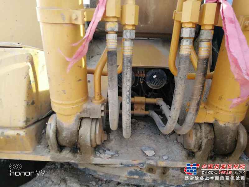 内蒙古出售转让二手8000小时2011年柳工225C挖掘机