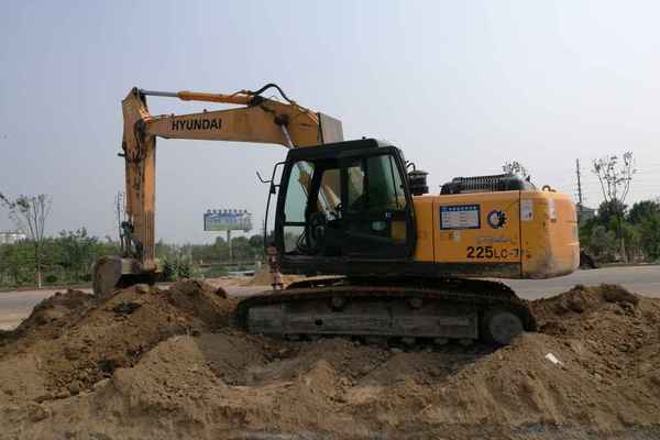 山东出售转让二手5423小时2011年现代R225LC挖掘机
