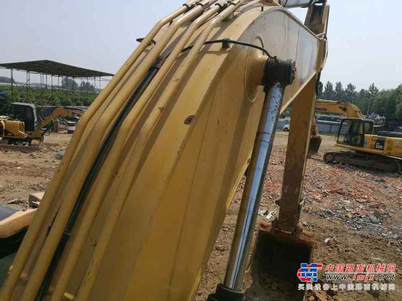 河南出售转让二手7400小时2011年卡特彼勒320D挖掘机