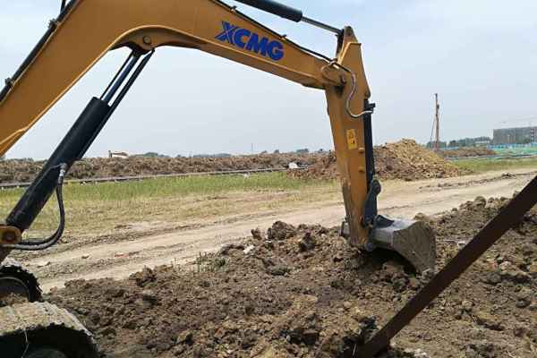 安徽出售转让二手170小时2017年徐工XE60挖掘机