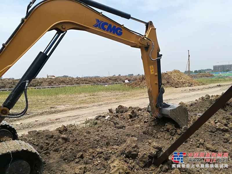安徽出售转让二手170小时2017年徐工XE60挖掘机