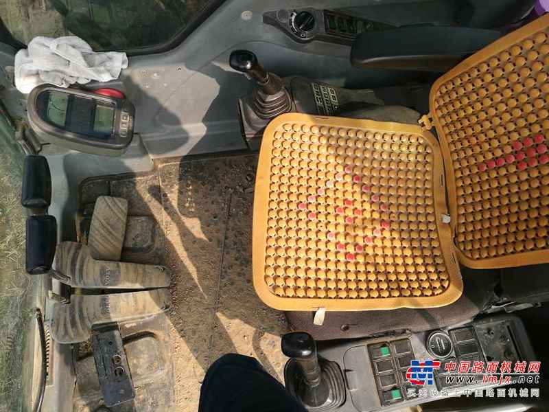 山东出售转让二手7100小时2010年沃尔沃EC240B挖掘机