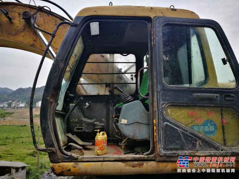 贵州出售转让二手8650小时2010年柳工CLG925D挖掘机