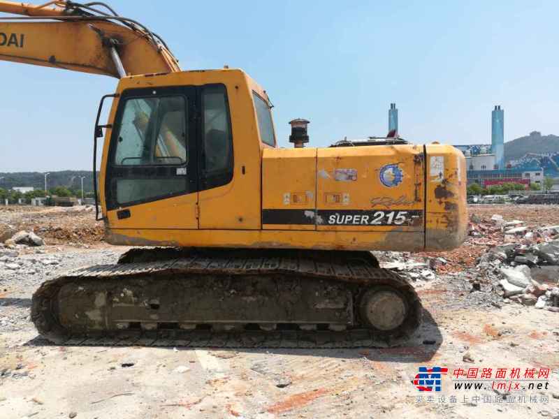 江苏出售转让二手8500小时2009年现代R215挖掘机