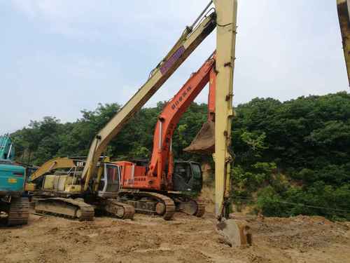 江西出售转让二手6000小时2010年住友SH240挖掘机