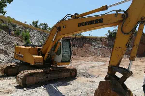 河南出售转让二手6000小时2010年利勃海尔R916LC挖掘机