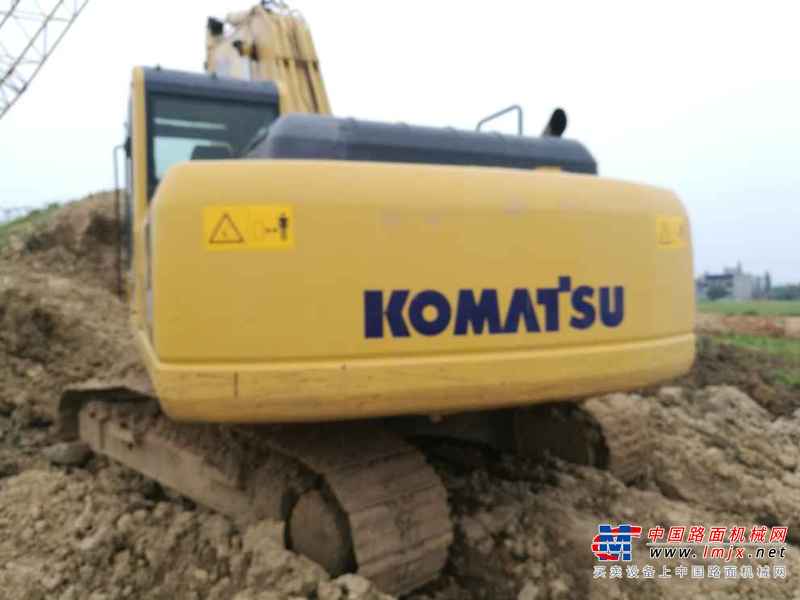 江西出售转让二手6000小时2012年小松PC200LC挖掘机