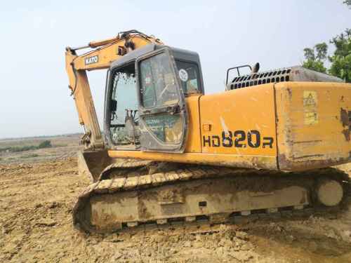 江西出售转让二手6000小时2009年加藤HD820MR挖掘机