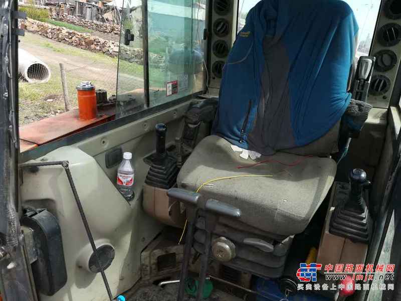 黑龙江出售转让二手8500小时2010年斗山DH60挖掘机