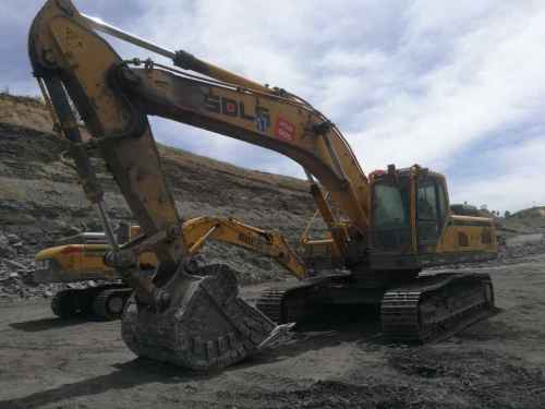 内蒙古出售转让二手17000小时2012年临工LG6360E挖掘机