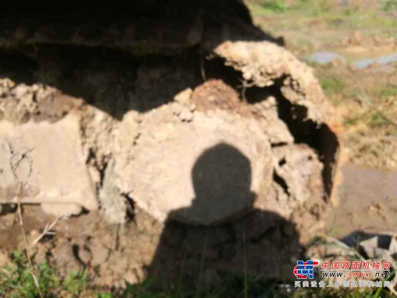 江西出售转让二手6000小时2004年斗山DH220挖掘机