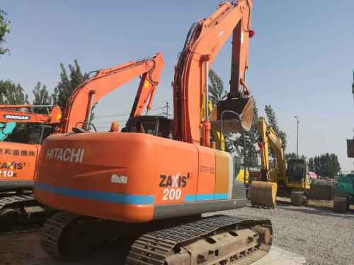 河南出售转让二手2800小时2011年日立EX200挖掘机