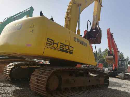 河南出售转让二手2800小时2011年住友SH200挖掘机