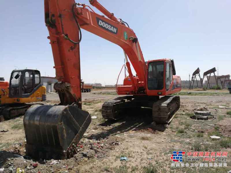 内蒙古出售转让二手16000小时2011年斗山DH300LC挖掘机
