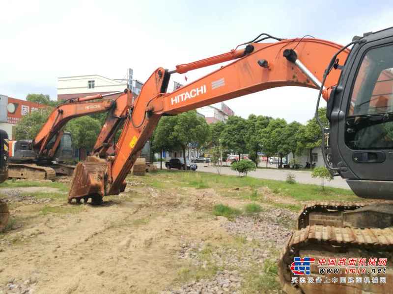 江西出售转让二手3000小时2013年日立ZX260LCH挖掘机