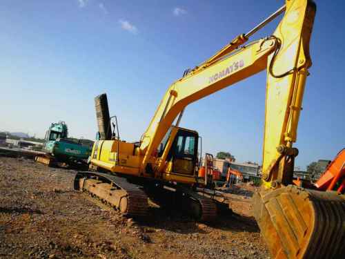 贵州出售转让二手11127小时2011年小松PC240挖掘机