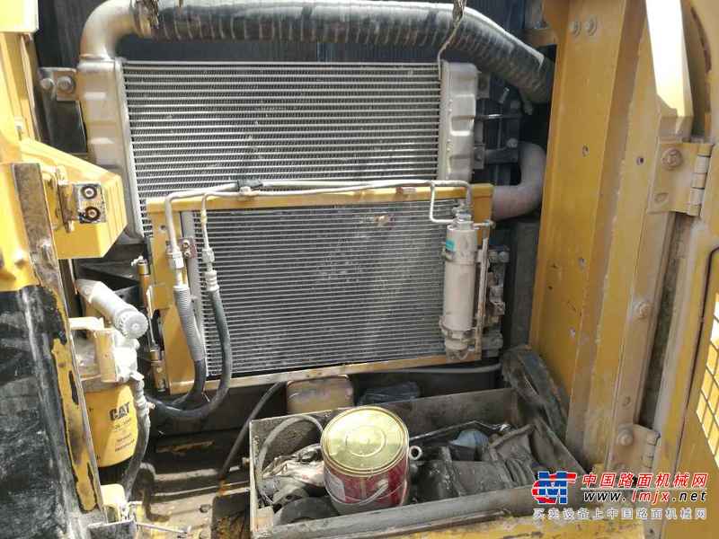 湖北出售转让二手7887小时2011年卡特彼勒323DL挖掘机