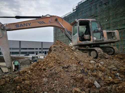江苏出售转让二手11000小时2010年三一重工SY215C挖掘机
