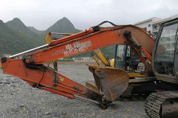 贵州出售转让二手8800小时2011年日立ZX120挖掘机