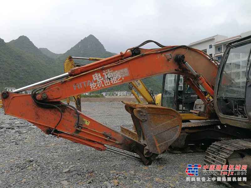 贵州出售转让二手8800小时2011年日立ZX120挖掘机