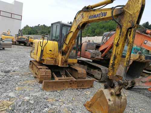 贵州出售转让二手10258小时2012年小松PC56挖掘机