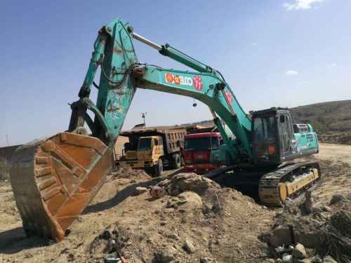 内蒙古出售转让二手6000小时2010年神钢SK480LC挖掘机