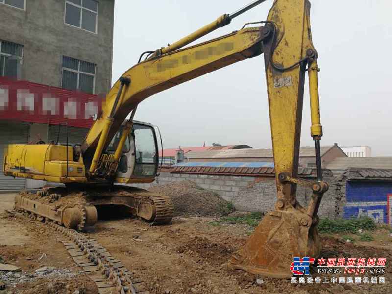 河南出售转让二手10640小时2005年住友SH200A3挖掘机