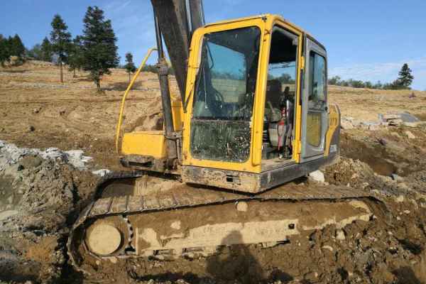 湖北出售转让二手7000小时2011年恒天九五重工JV150挖掘机