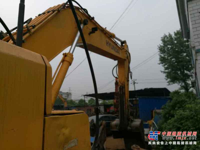 江西出售转让二手12000小时2010年现代R225LC挖掘机