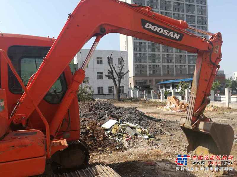 陕西出售转让二手4283小时2011年斗山DH80GOLD挖掘机